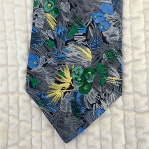 Vintage YVES SAINT LAURENT men’s silk tie